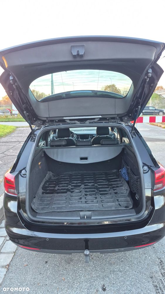 Opel Astra V 1.4 T Dynamic - 9