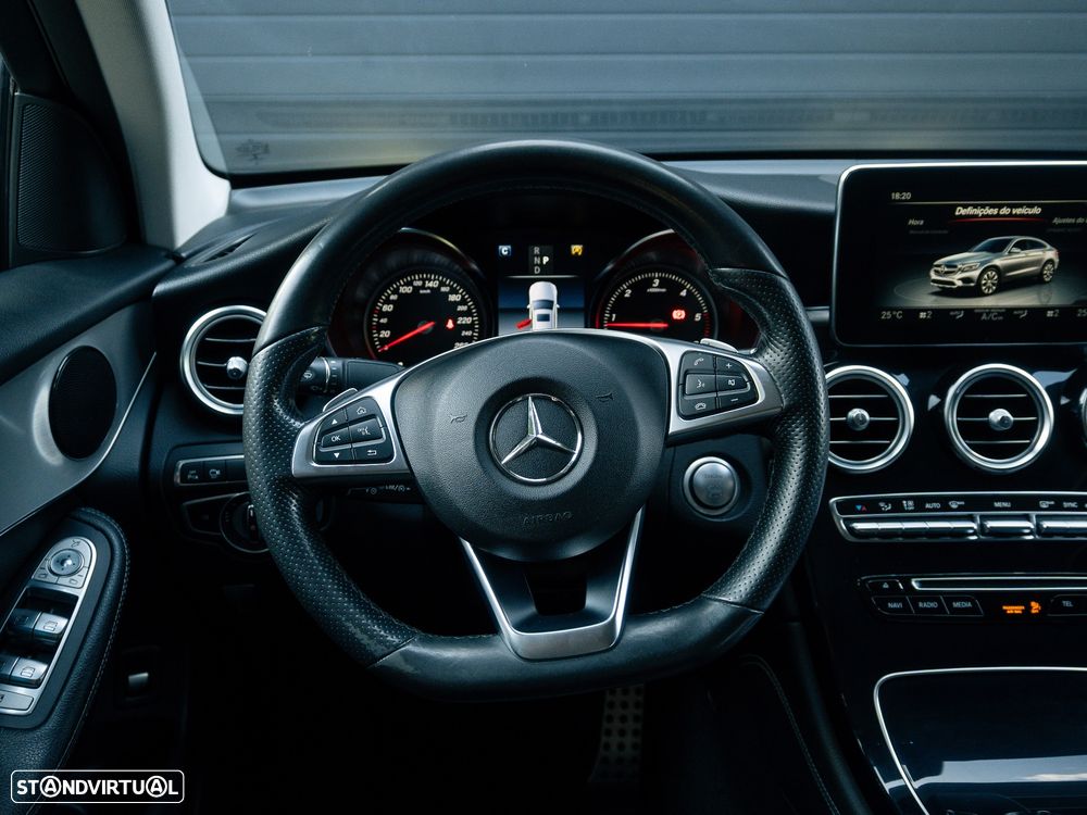 Mercedes-Benz GLC 250 d 4Matic 9G-TRONIC AMG Line - 33