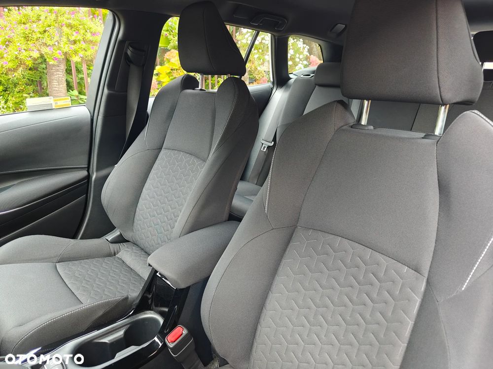 Toyota Corolla 1.8 Hybrid GPF Comfort - 24