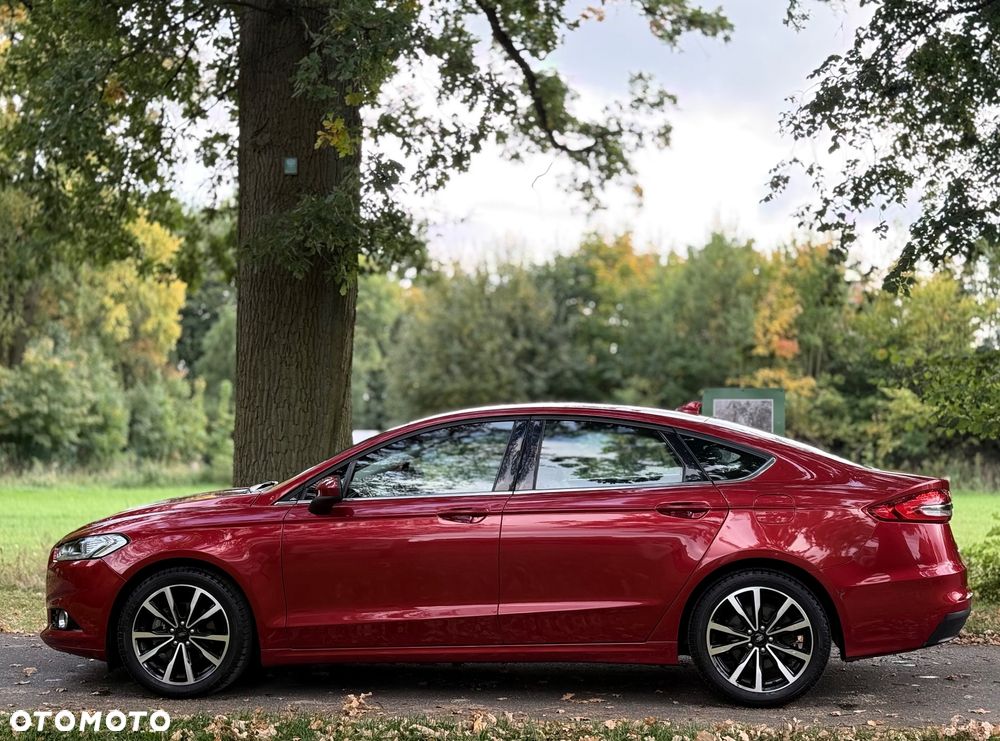Ford Fusion - 16