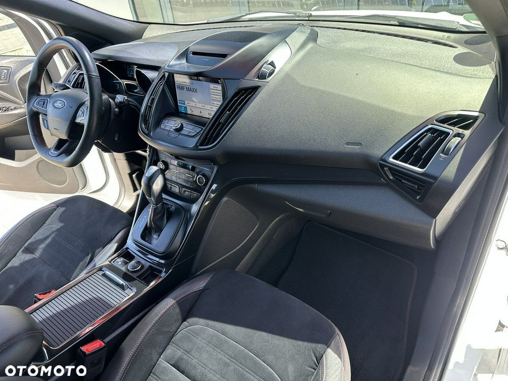 Ford Kuga 2.0 TDCi AWD ST-Line - 17