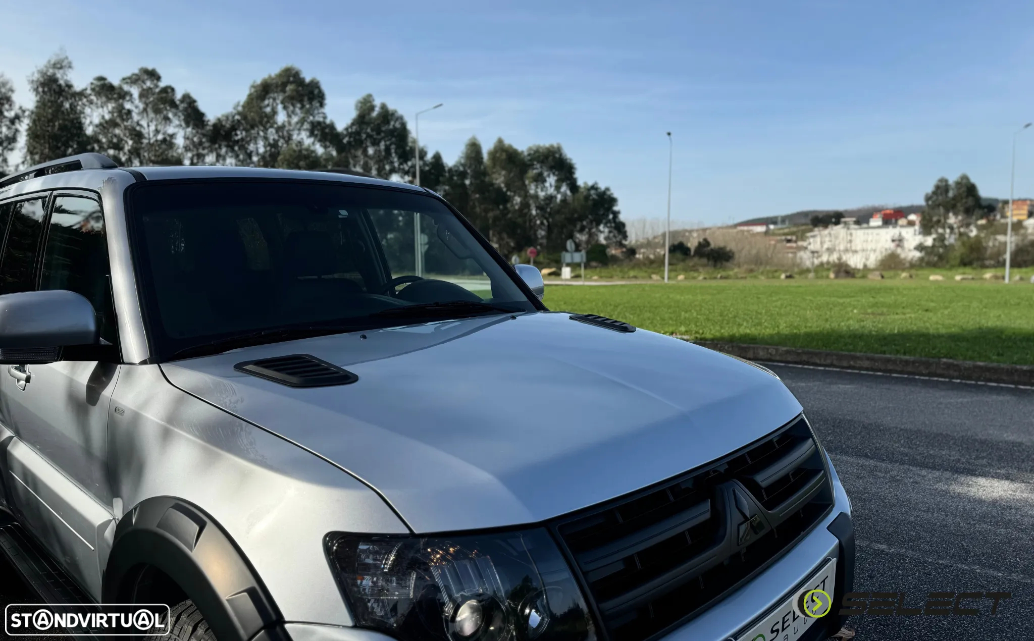 Mitsubishi Pajero 3.2 DI-D Intense CA - 12