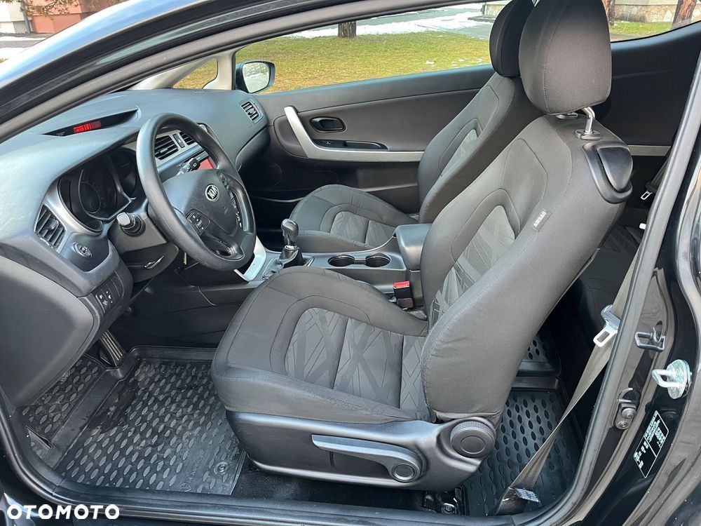 Kia ProCeed 1.4 M - 6