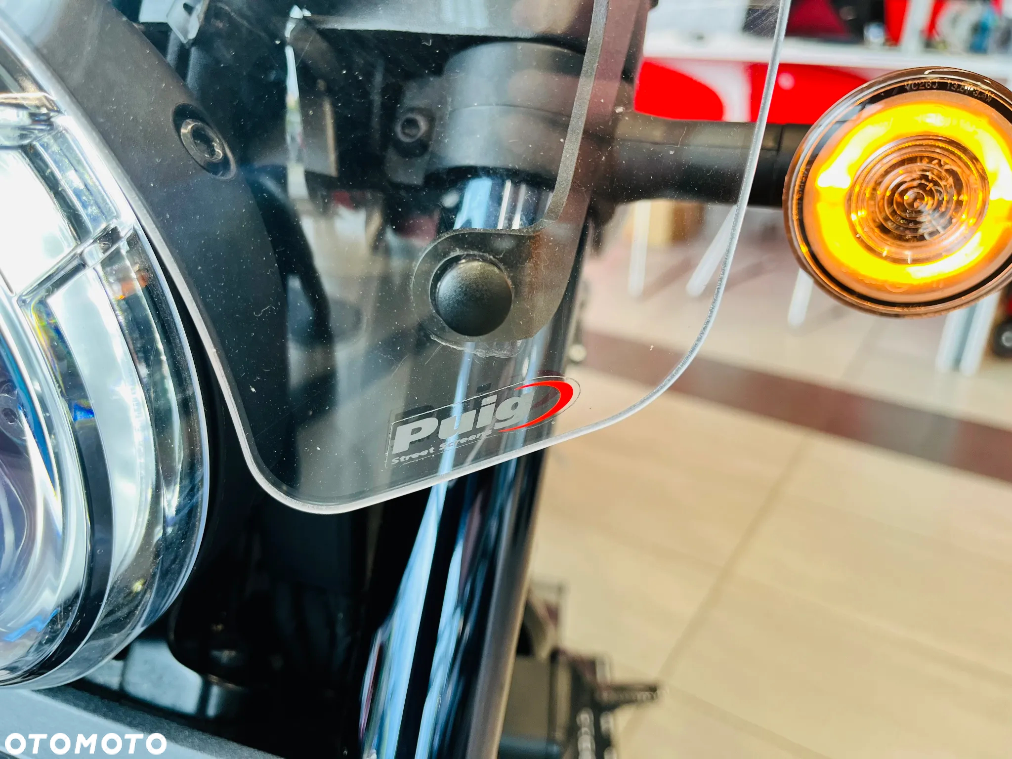 Honda CMX - 10
