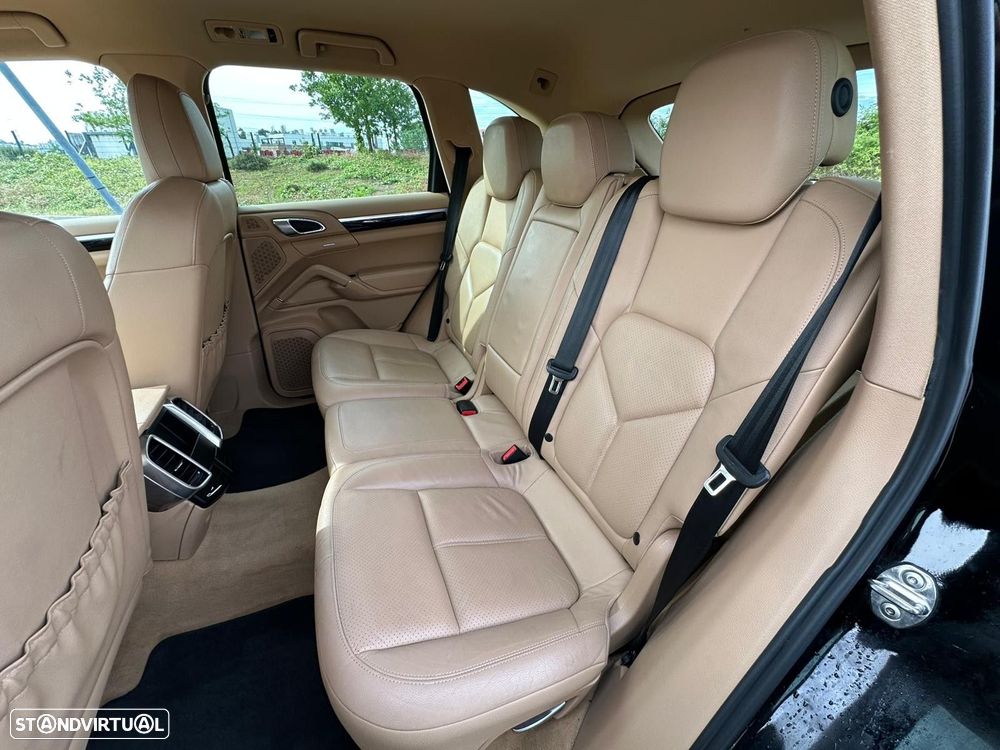 Porsche Cayenne 3.0 V6 - 10
