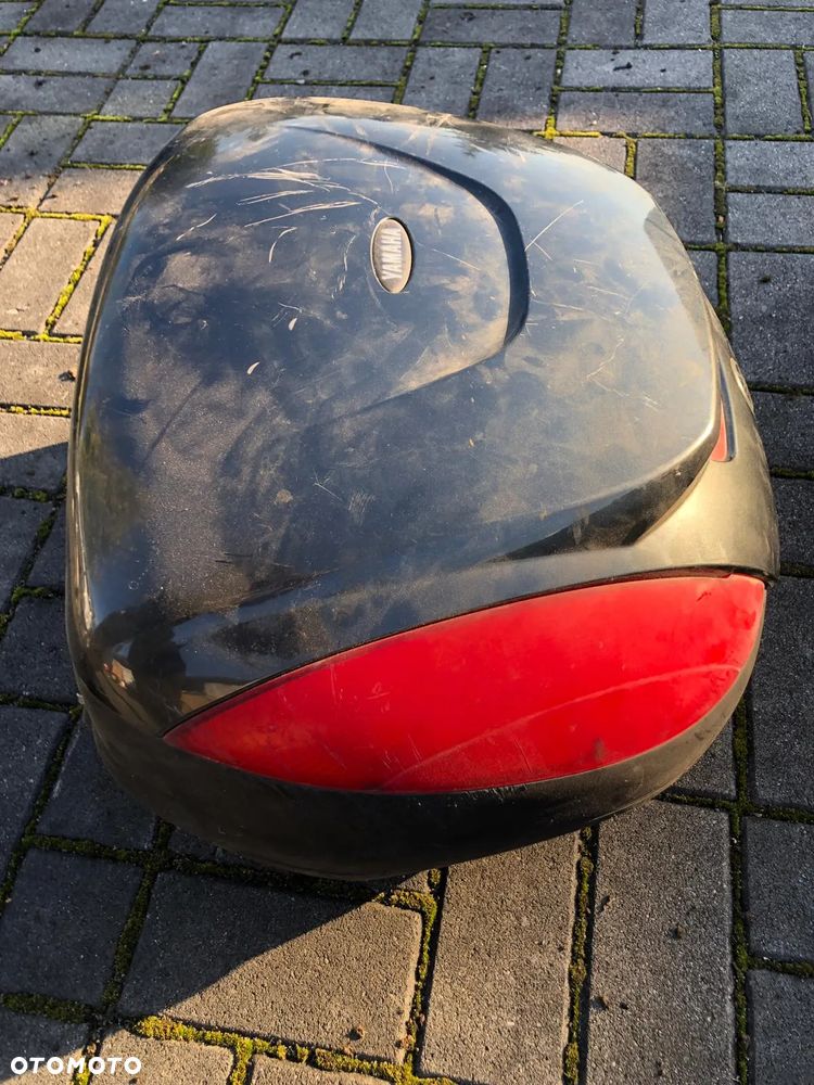 Kufer Yamaha   uszkodzony  Kufer tył - 5