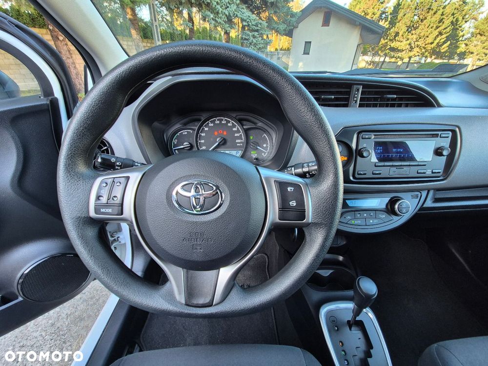Toyota Yaris - 9