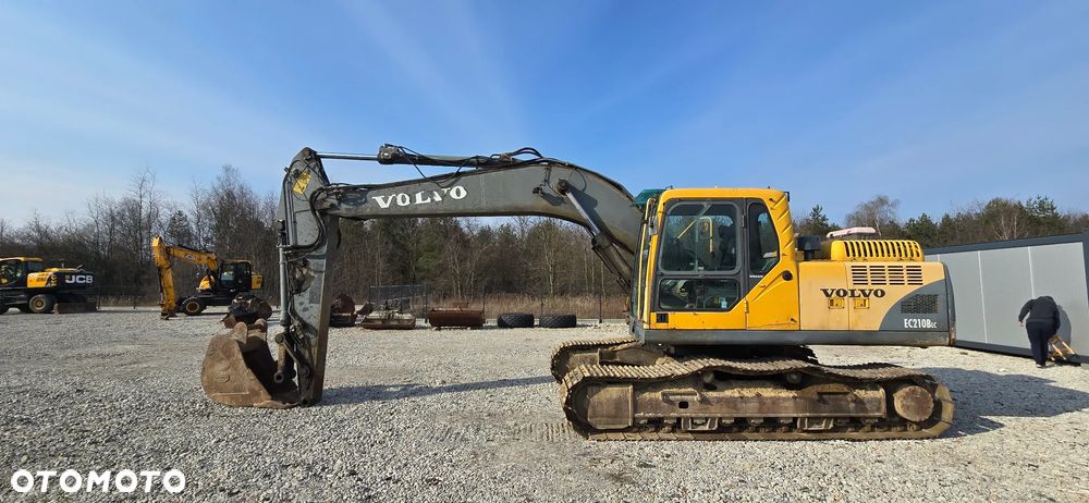 Volvo EC210BLC - 3