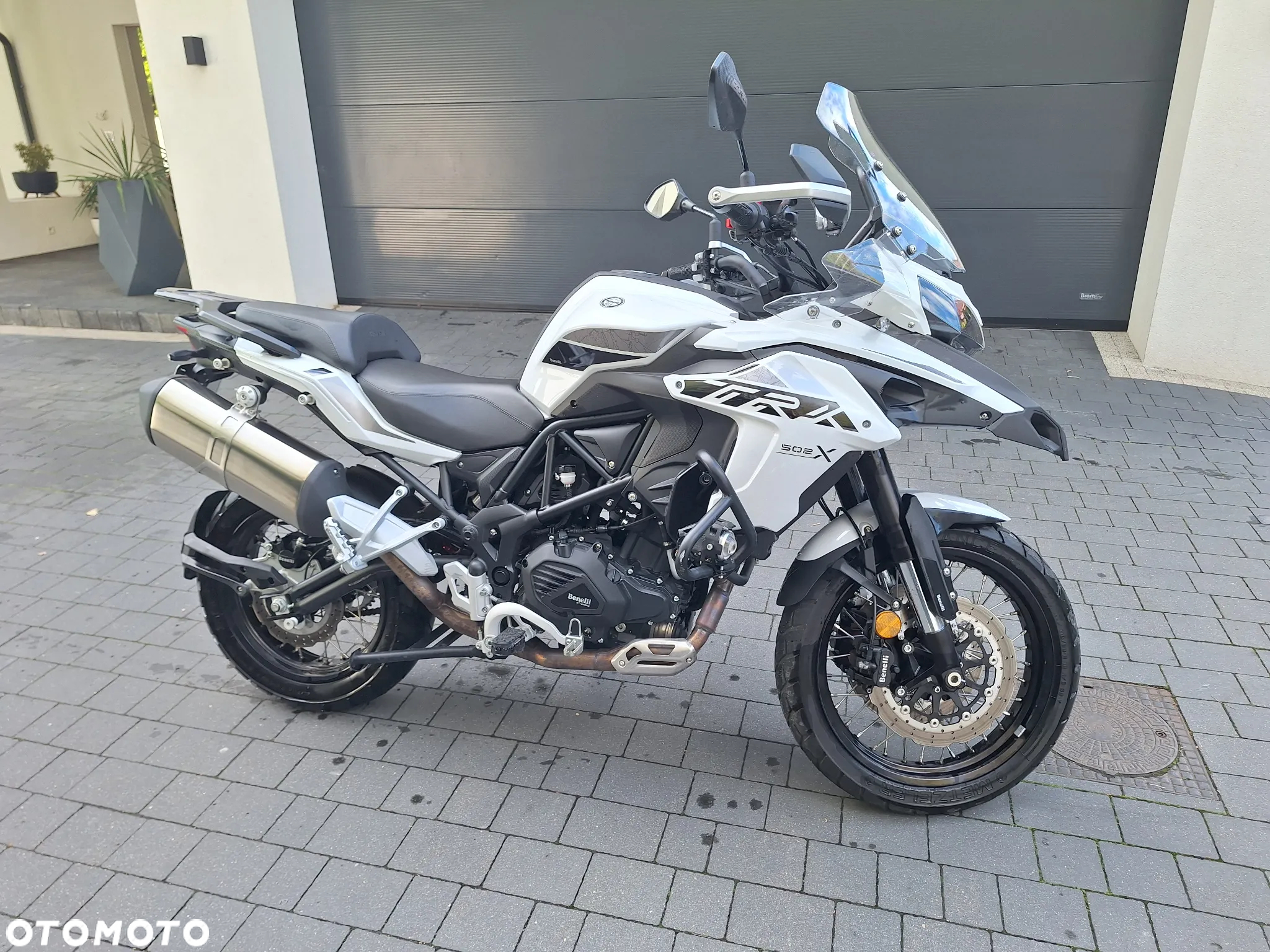 Benelli TRK 502X