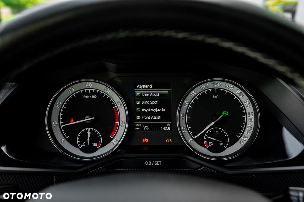 Skoda Superb 2.0 TSI 4x4 DSG Sportline - 26
