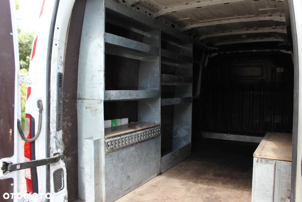 Nissan NV400 - 14