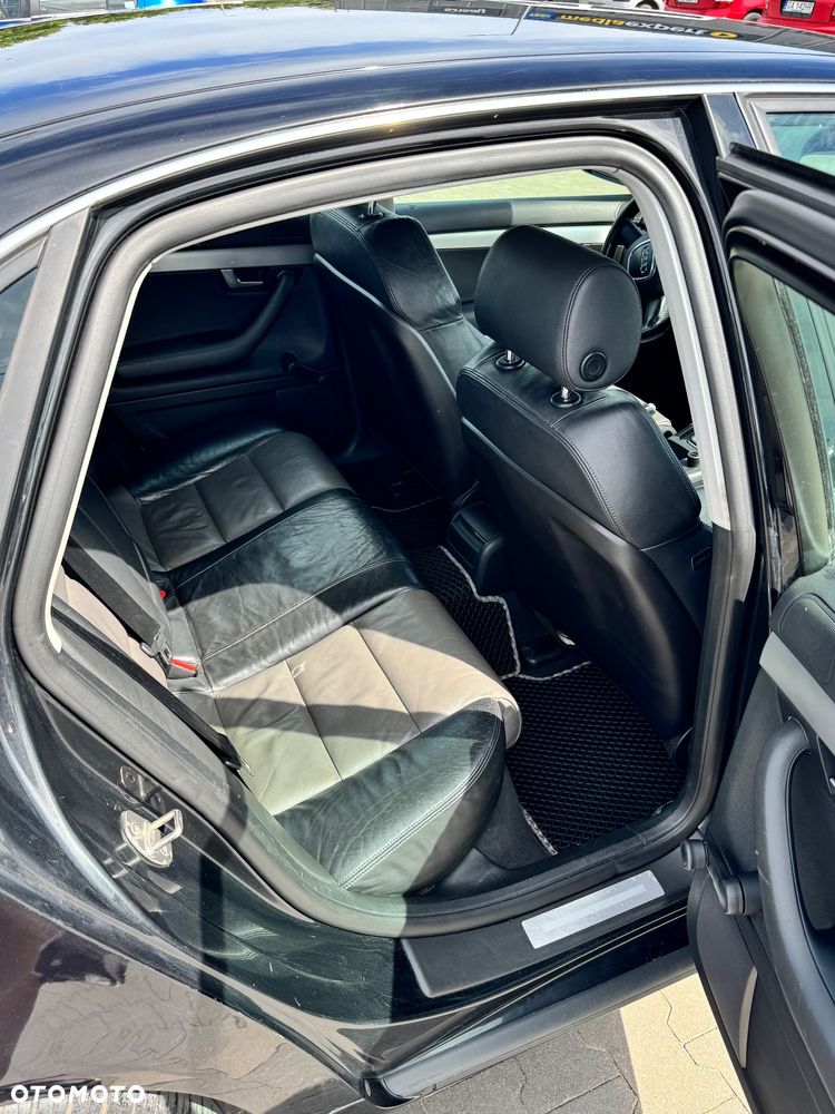 Audi A4 Limousine - 31
