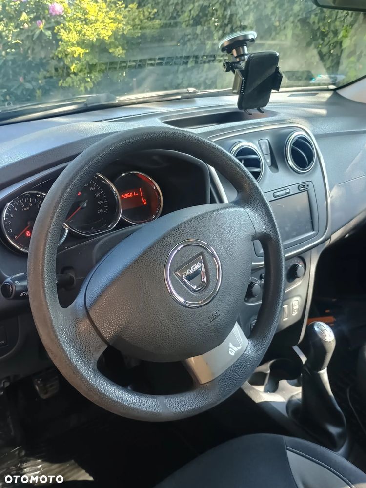 Dacia Sandero TCe 90 Laureate - 4