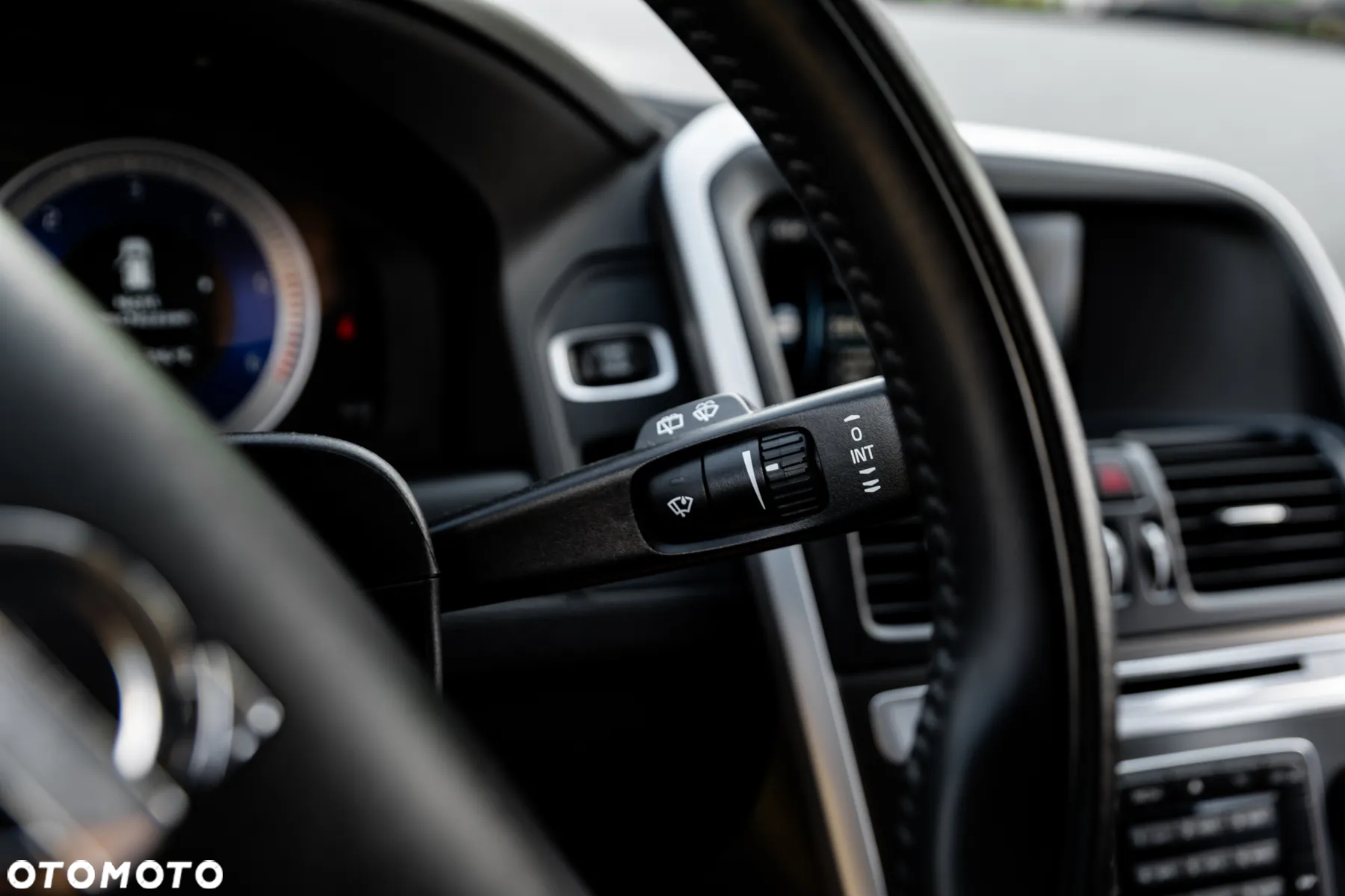 Volvo XC 60 - 33
