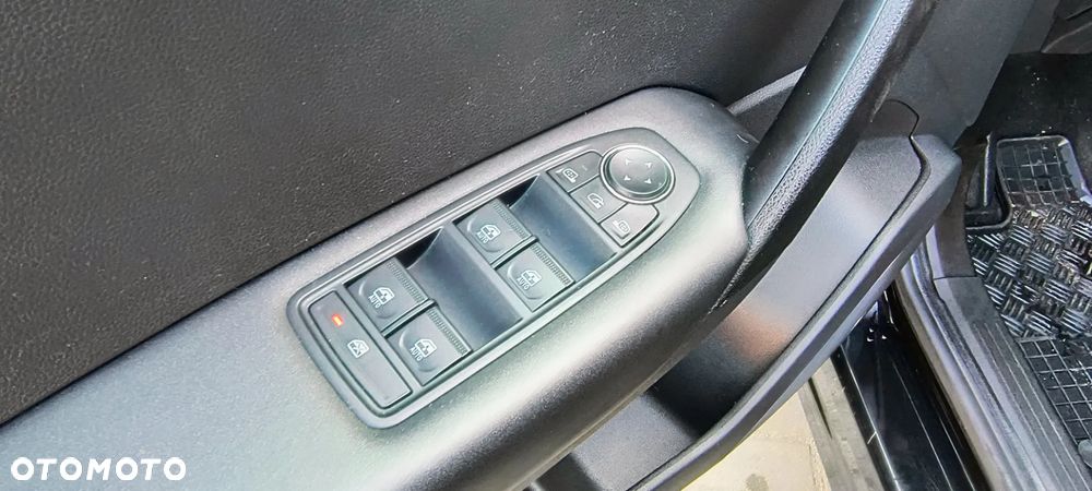 Renault Captur 1.0 TCe Techno - 23