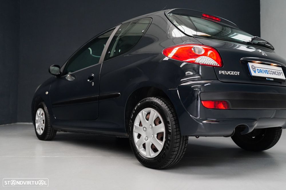 Peugeot 206+ 1.4 - 28