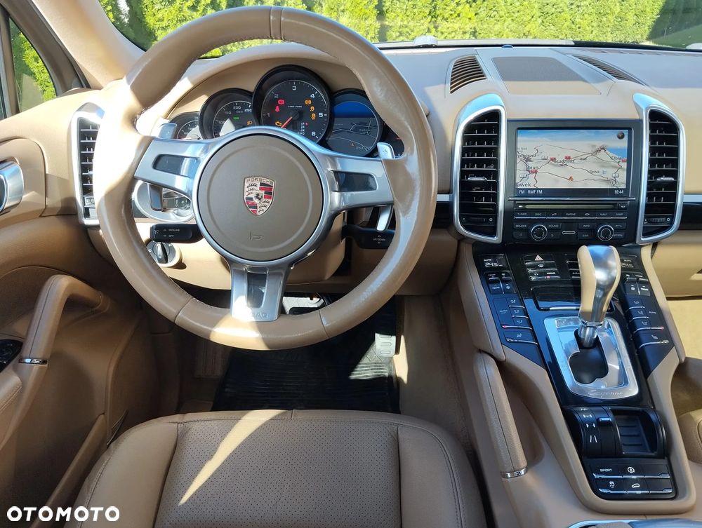 Porsche Cayenne Diesel Tiptronic S - 9