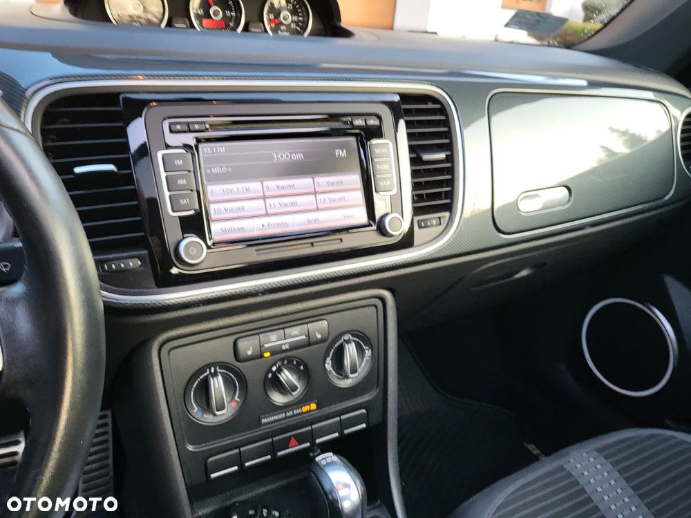 Volkswagen New Beetle - 30