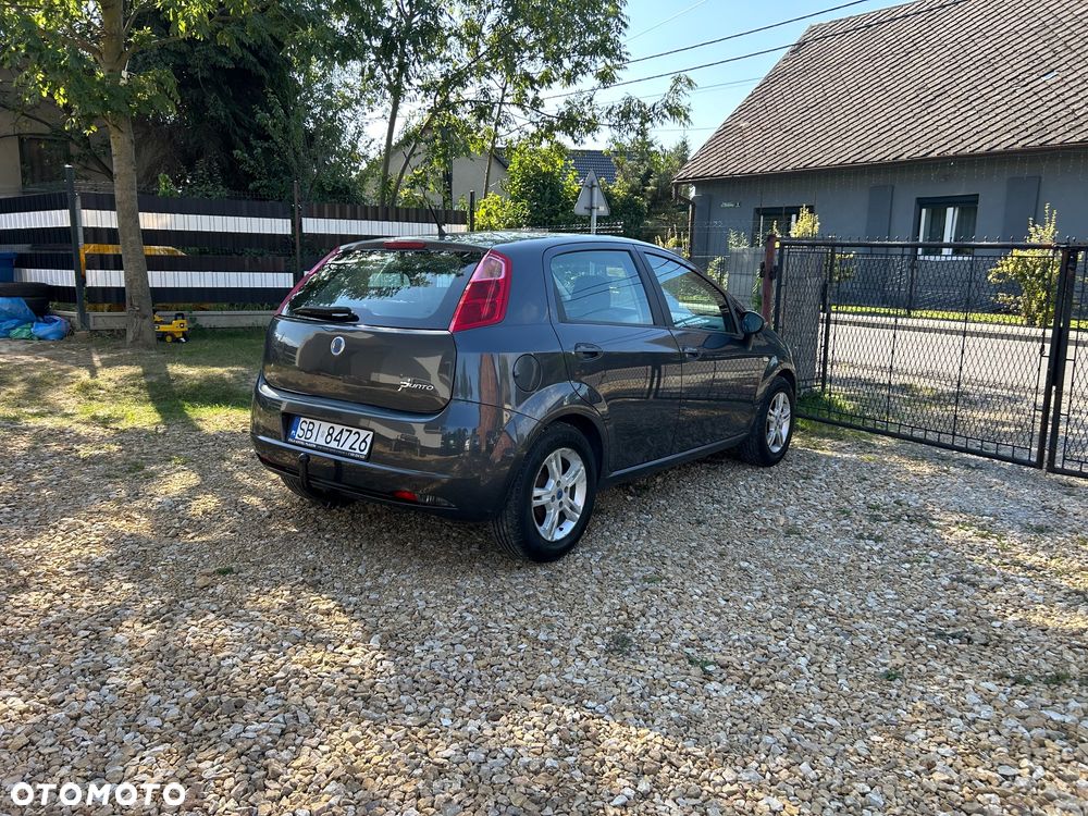 Fiat Grande Punto 1.4 8V Dynamic - 32