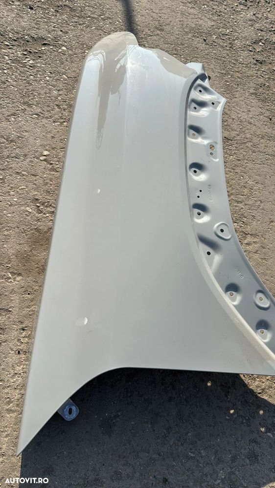 ARIPA DREAPTA DACIA DUSTER 3