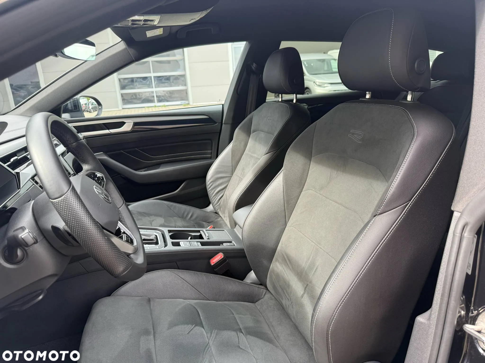 Volkswagen Arteon 2.0 TSI R-Line DSG - 20