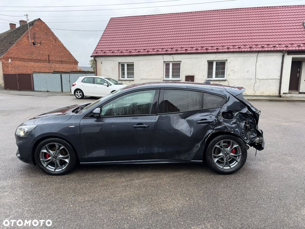 Ford Focus - 4