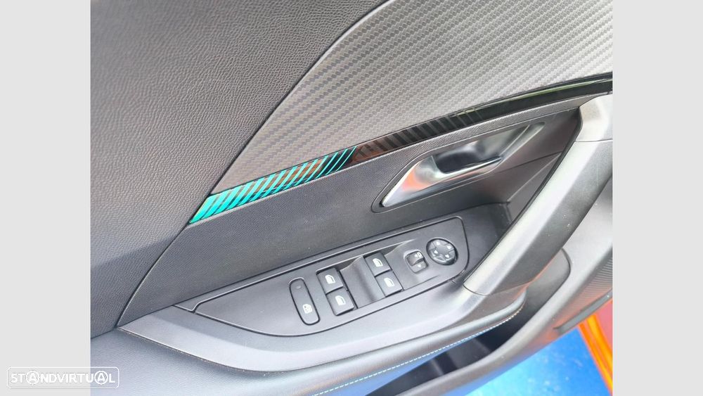 Peugeot 2008 1.2 PureTech Allure - 7