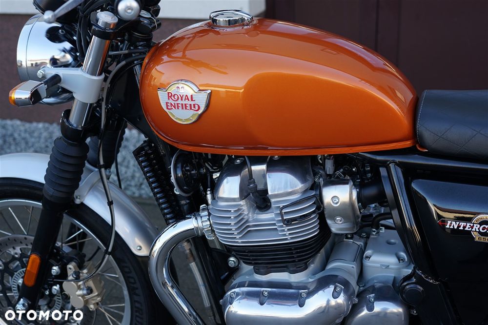 Royal Enfield Interceptor - 28