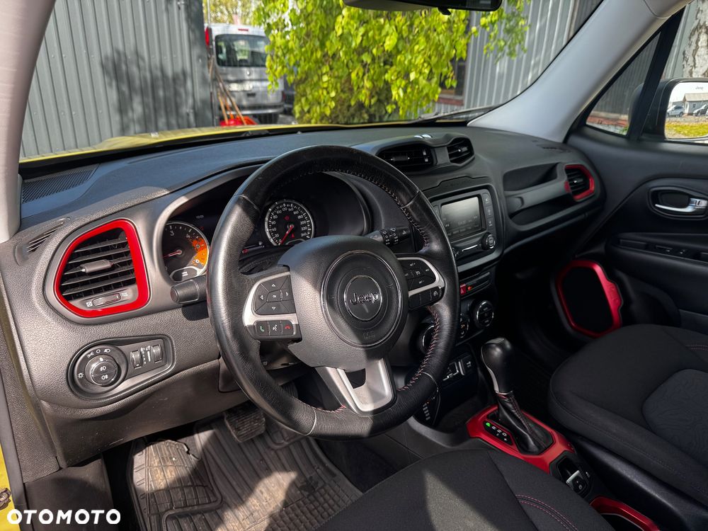 Jeep Renegade 2.0 MultiJet Active Drive Low Automatik Trailhawk - 32