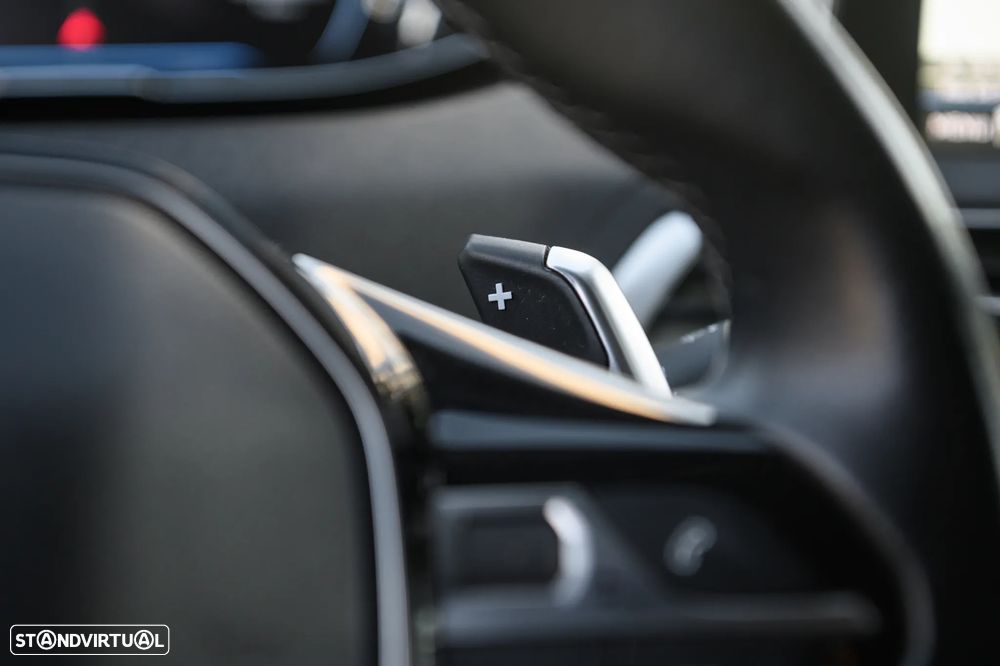 Peugeot 3008 PureTech 130 Stop & Start GPF EAT8 Allure - 29