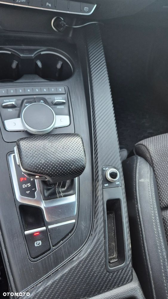 Audi A4 Avant 3.0 TDI S tronic sport - 9