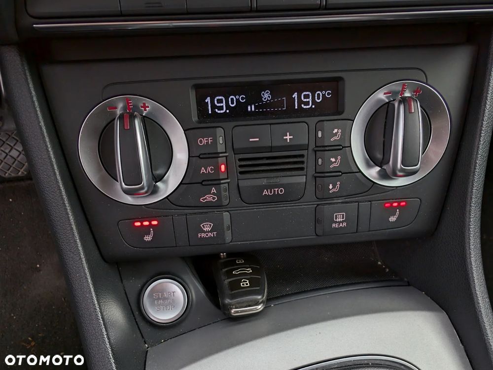 Audi Q3 2.0 TFSI Quattro - 25