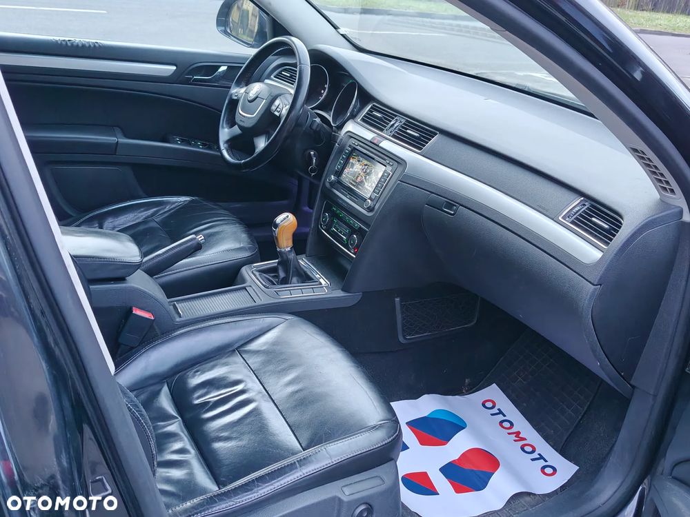 Skoda Superb 2.0 TDI Exclusive - 7