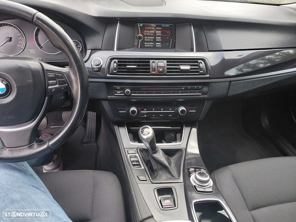 BMW 520 d Blue Performance - 12
