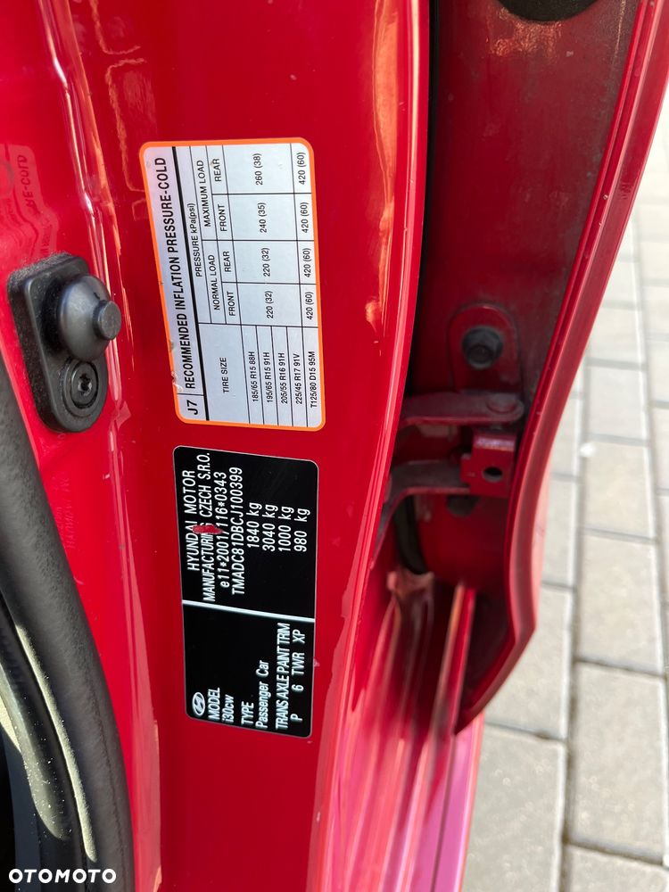 Hyundai i30 1.6 Comfort - 34