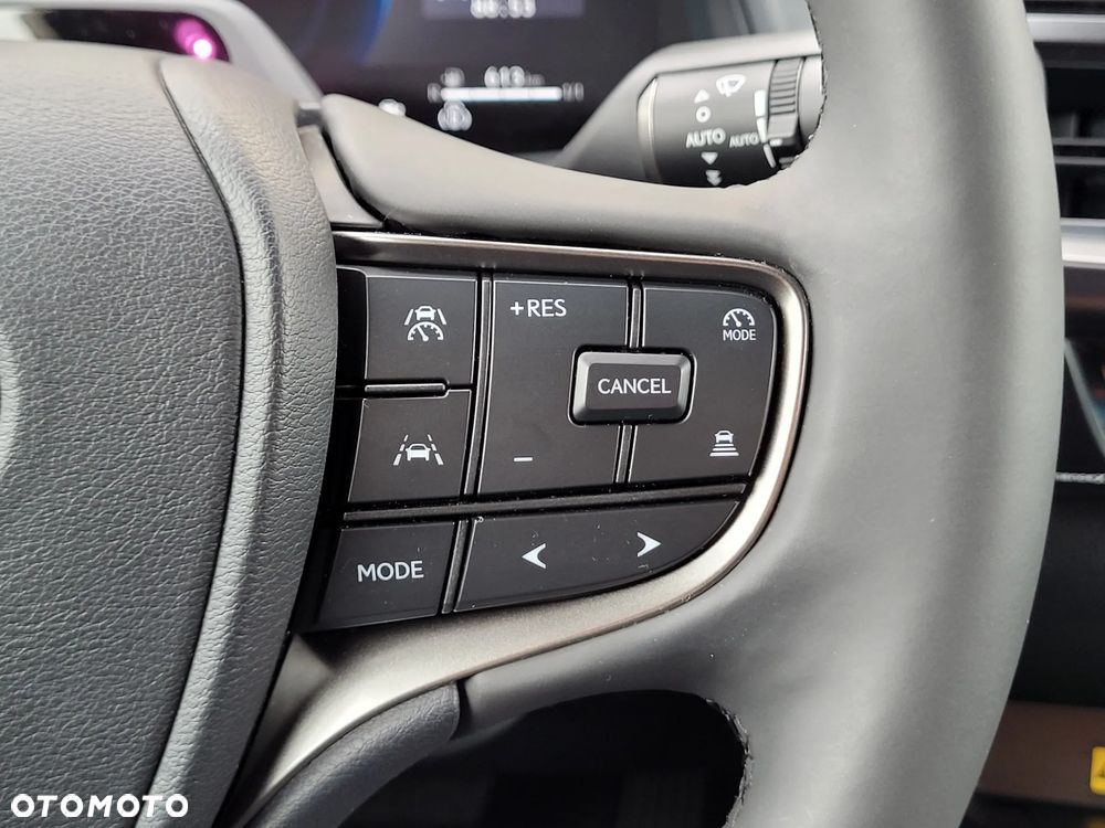 Lexus UX 300h F Sport Design - 27