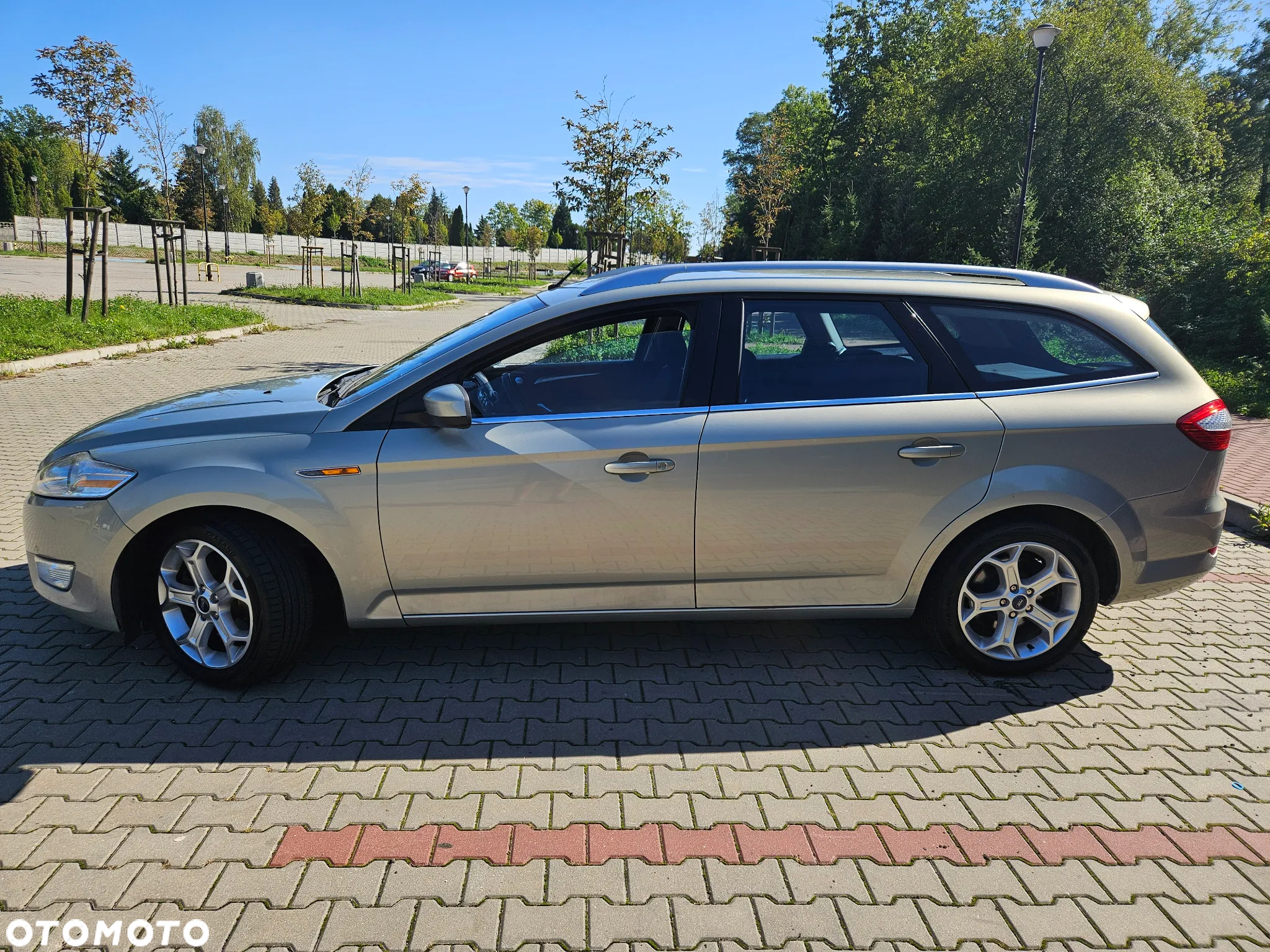 Ford Mondeo 2.0 Gold X - 2