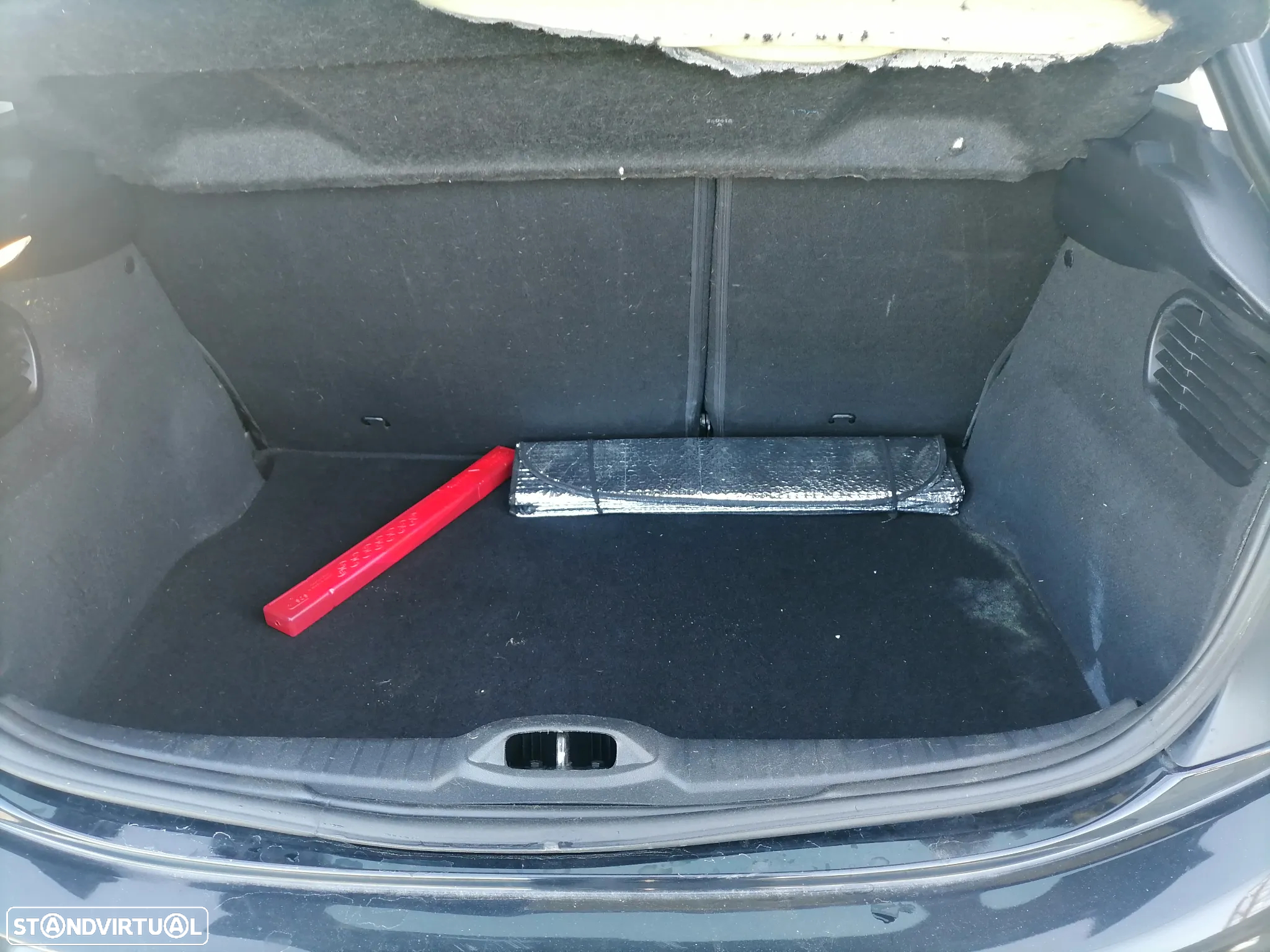 Peugeot 208 1.6 BlueHDi Style - 20