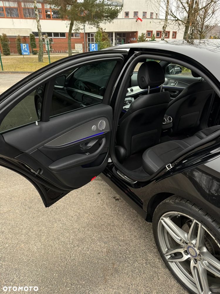 Mercedes-Benz Klasa E 220 d 9G-TRONIC - 14