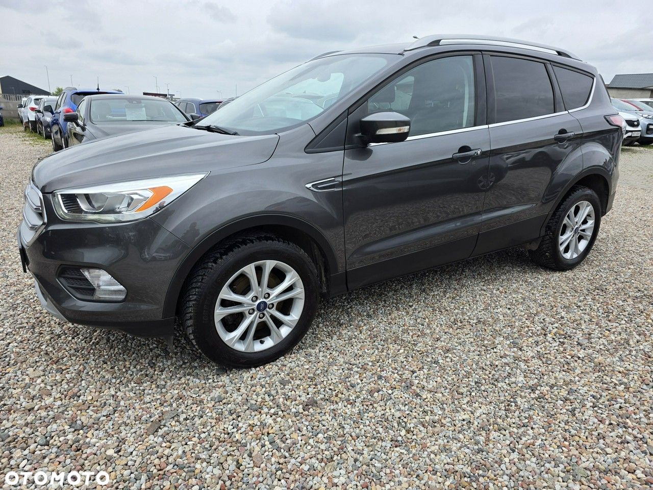 Ford Kuga 2.0 TDCi 2x4 Titanium - 19
