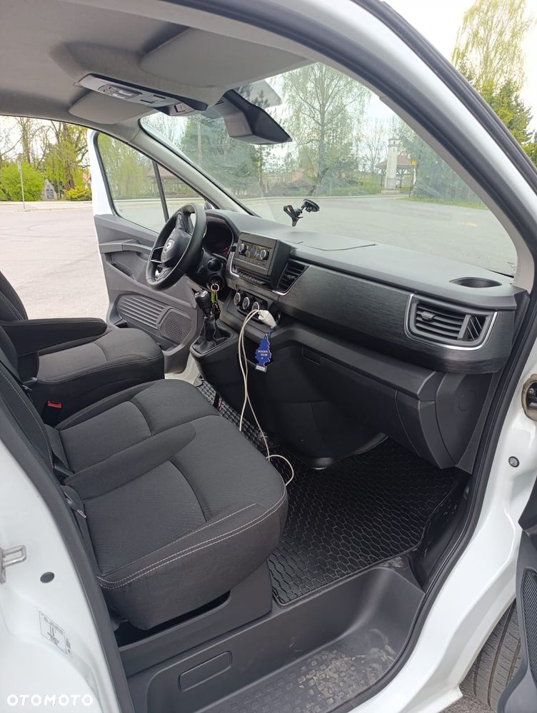 Renault Trafic - 9