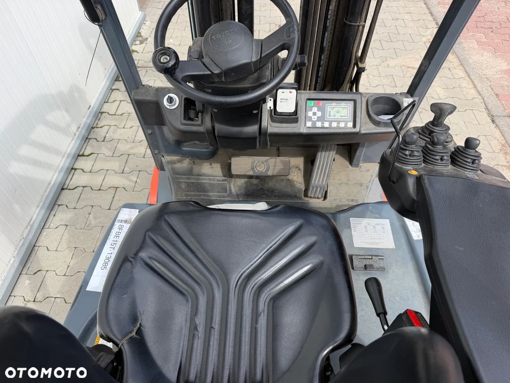 Toyota nowa dostawa 8FBE15T TRIPLEX 5m wózek widłowy od DEALERA wszystkie modele dostępne z POLSKI - 4
