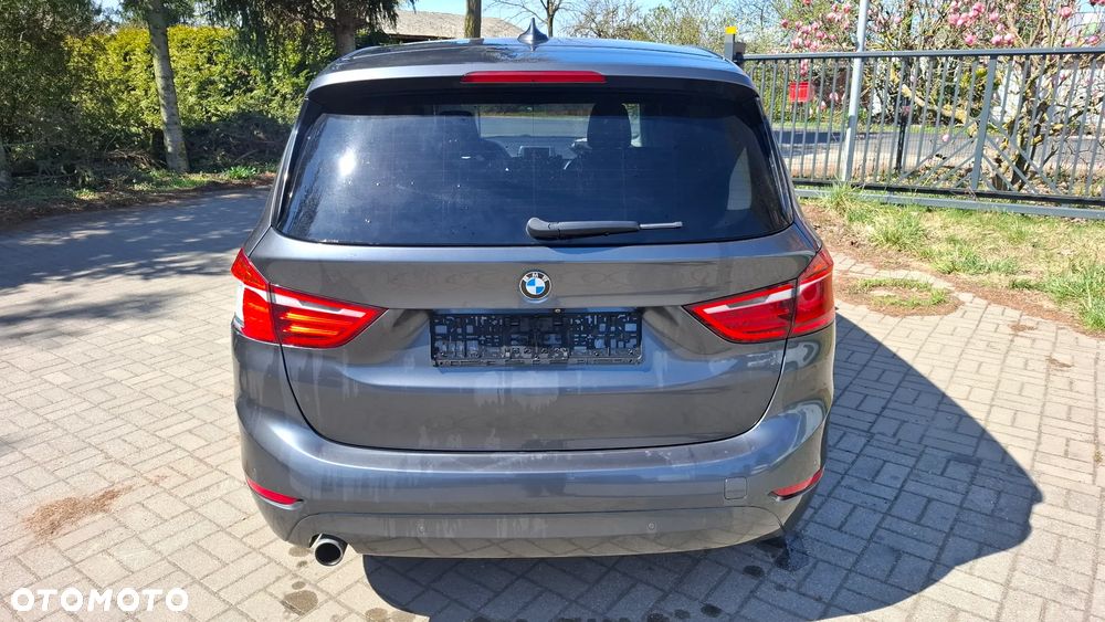 BMW Seria 2 218d GT - 12