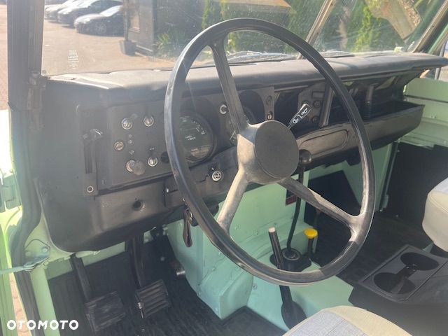 Land Rover Inny - 9
