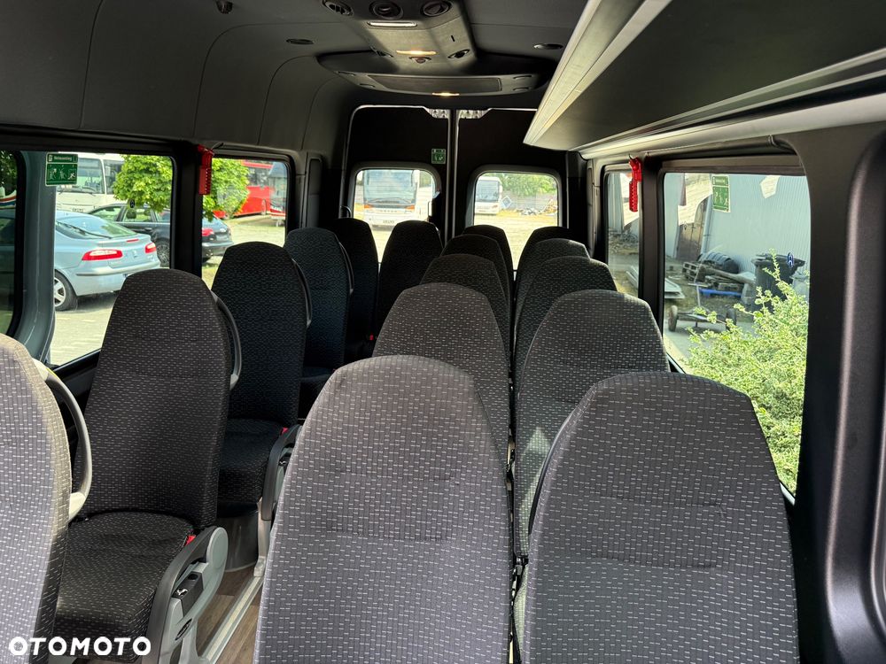 Mercedes-Benz SPRINTER 516 - 11