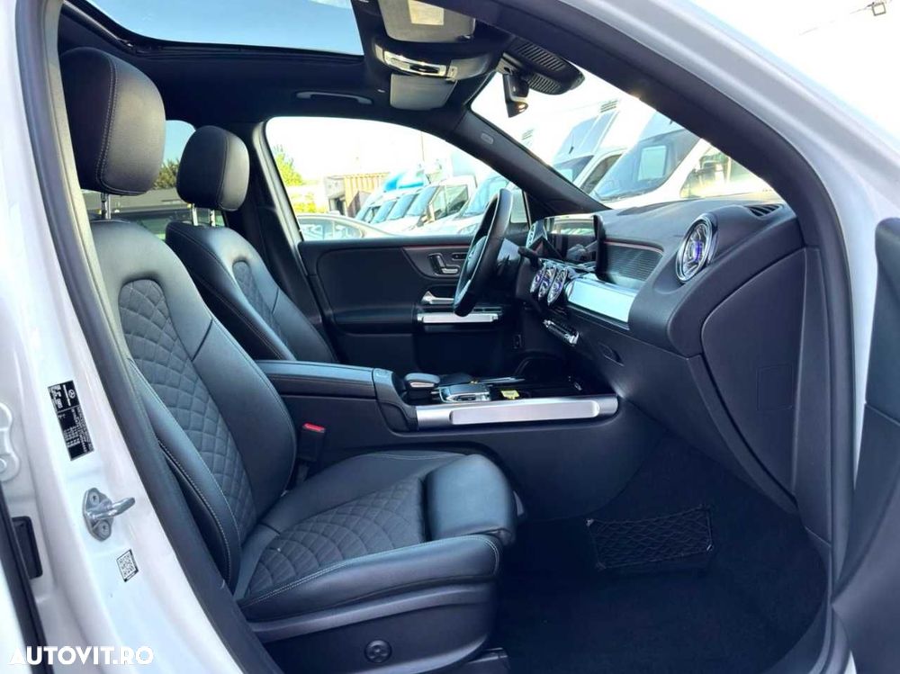 Mercedes-Benz GLB - 18