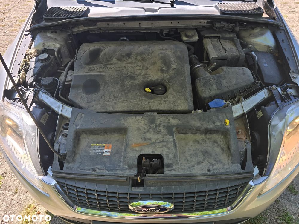 Ford Mondeo 2.0 TDCi Ambiente - 8
