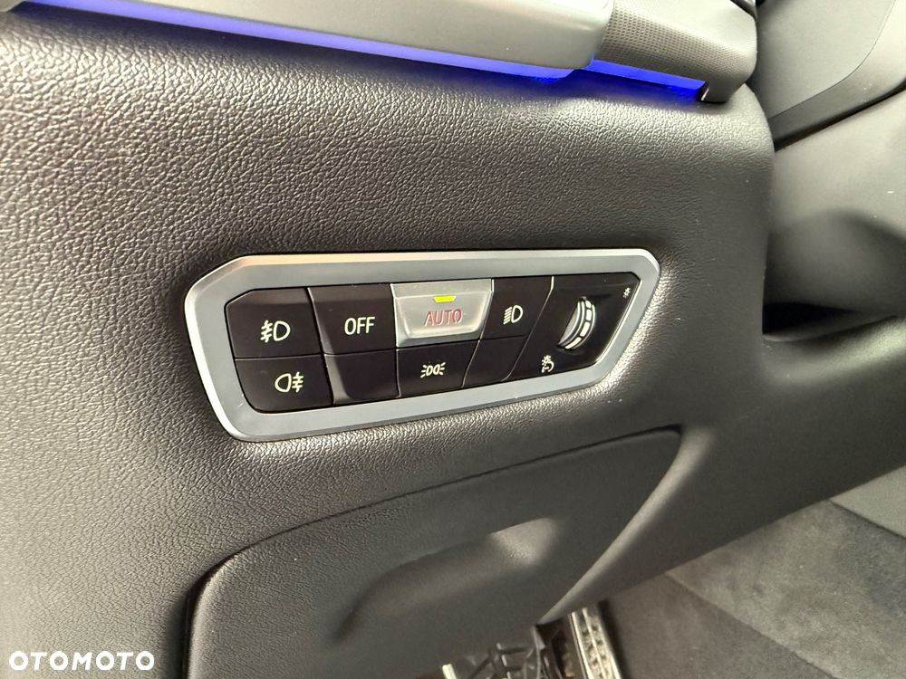 BMW X5 xDrive30d - 16