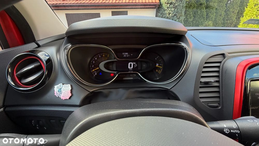 Renault Captur 1.2 TCe Helly Hansen EDC - 9