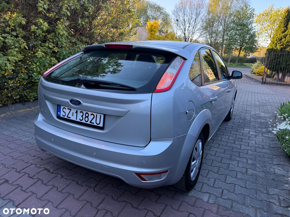 Ford Focus 1.6 Comfort X / 100 - 16